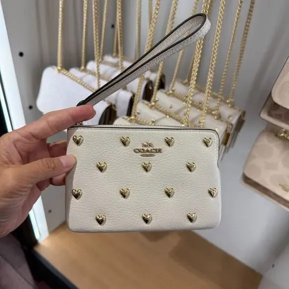 Coach Corner Zip Wristlet With Heart Rivets CDF06 - Picture 1 of 4